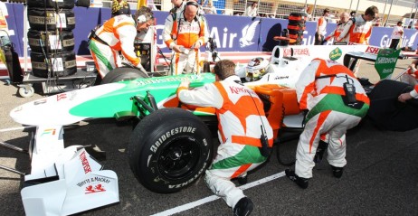 Force india pit bahrajn